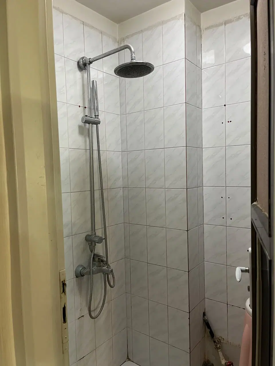 واحد ۷۸ متری از همکف طبقه سوم بدون اسانسور