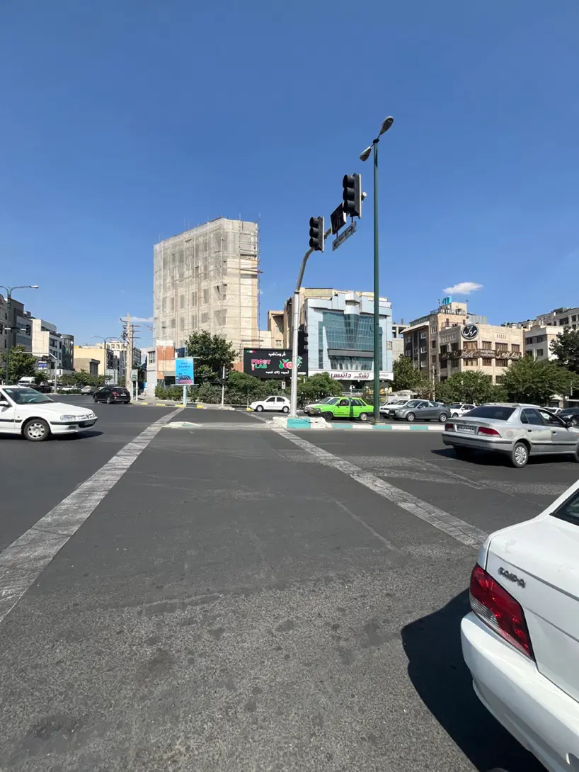 ۷۰ متر موقعیت اداری بر اصلی
