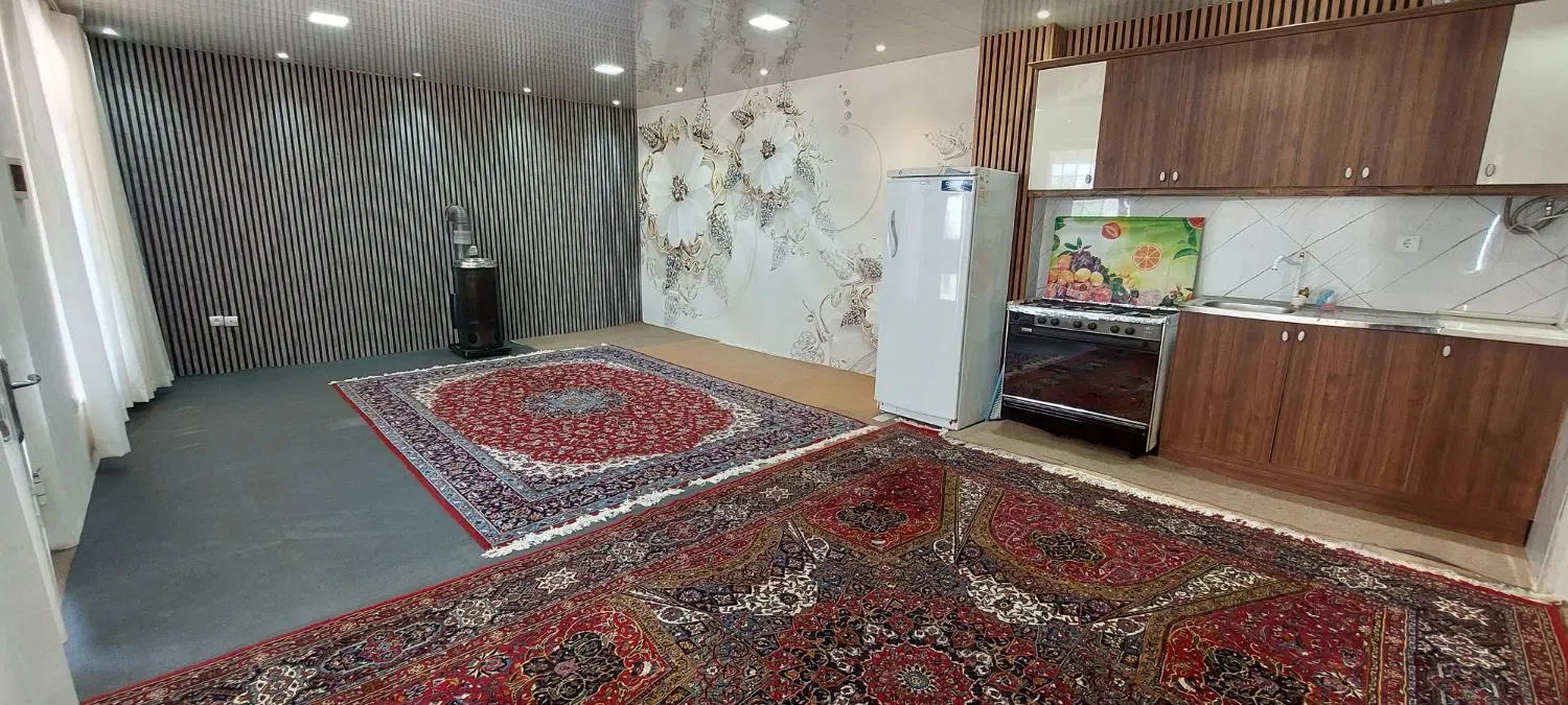 باغ در زین آباد ۴۰۰ متر