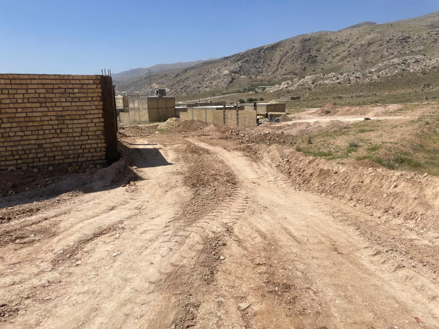 اسکلت تکمیل سید صفری بر 14