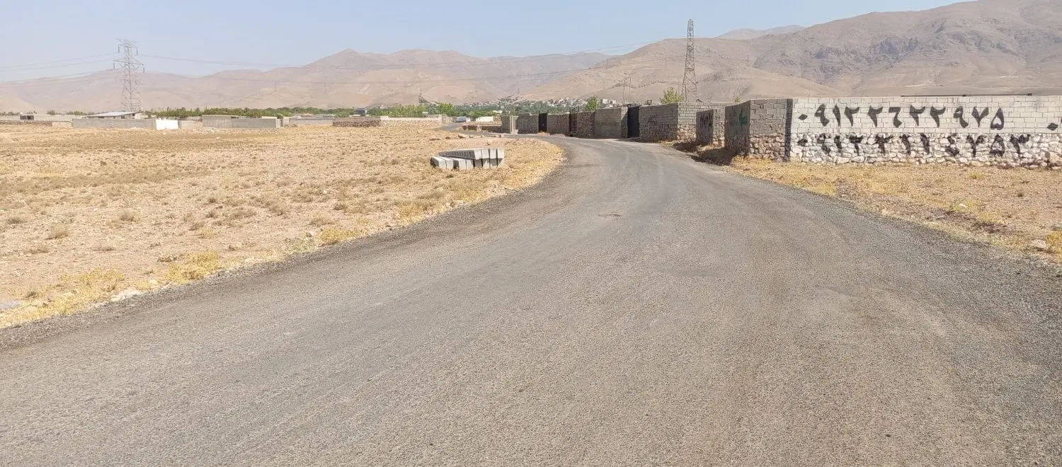 ۳۰۰ متر فشند هشتگرد ، محله برج نو