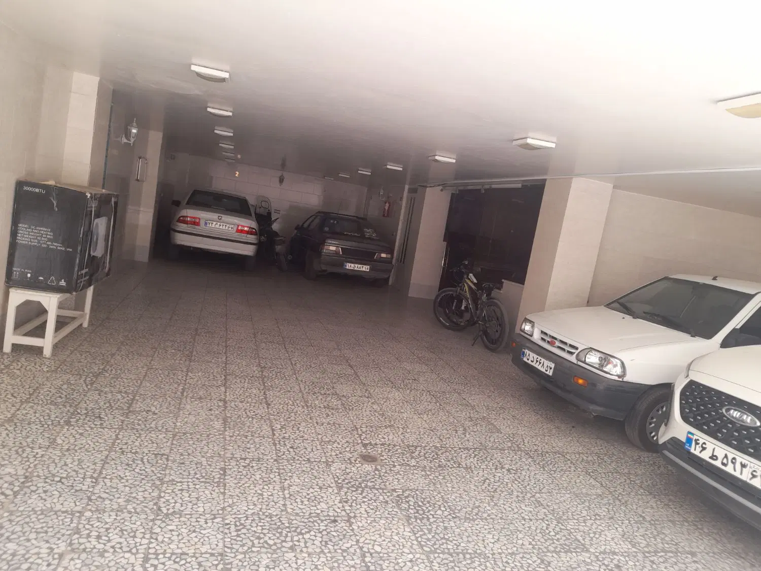 فروش یک واحد آپارتمان همکف