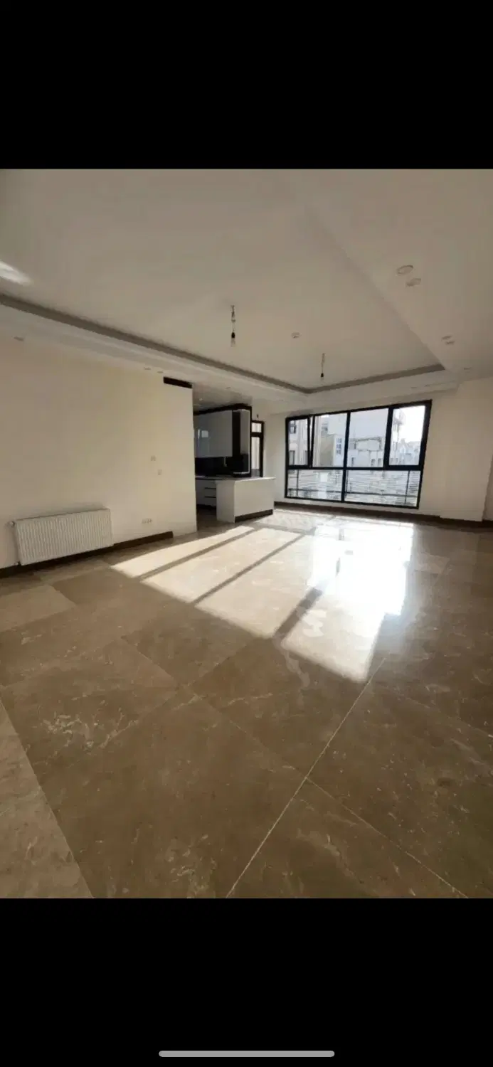۷۵متر_پارکینگ دار_بهترین لوکیشن چسب خیابان ازادی