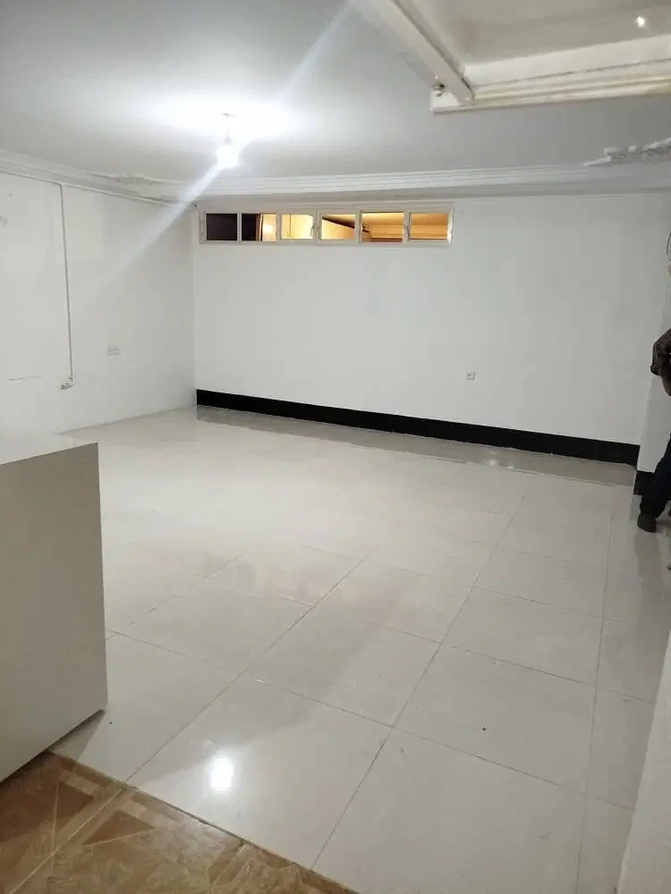 خونه نبش سی متری  ابوذر ۸