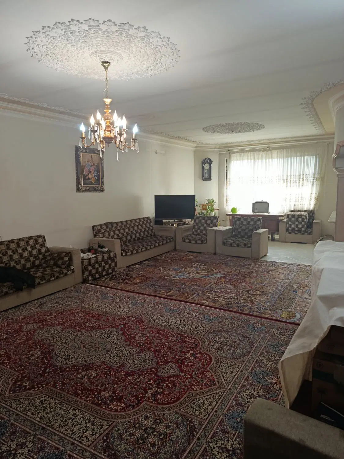 آپارتمان ۱۳۰ متر اول دانشجو