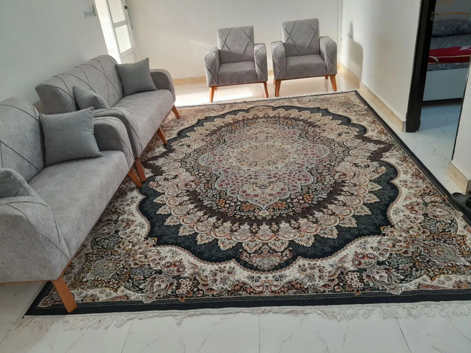 سوئیت با پارکینگ تمیز