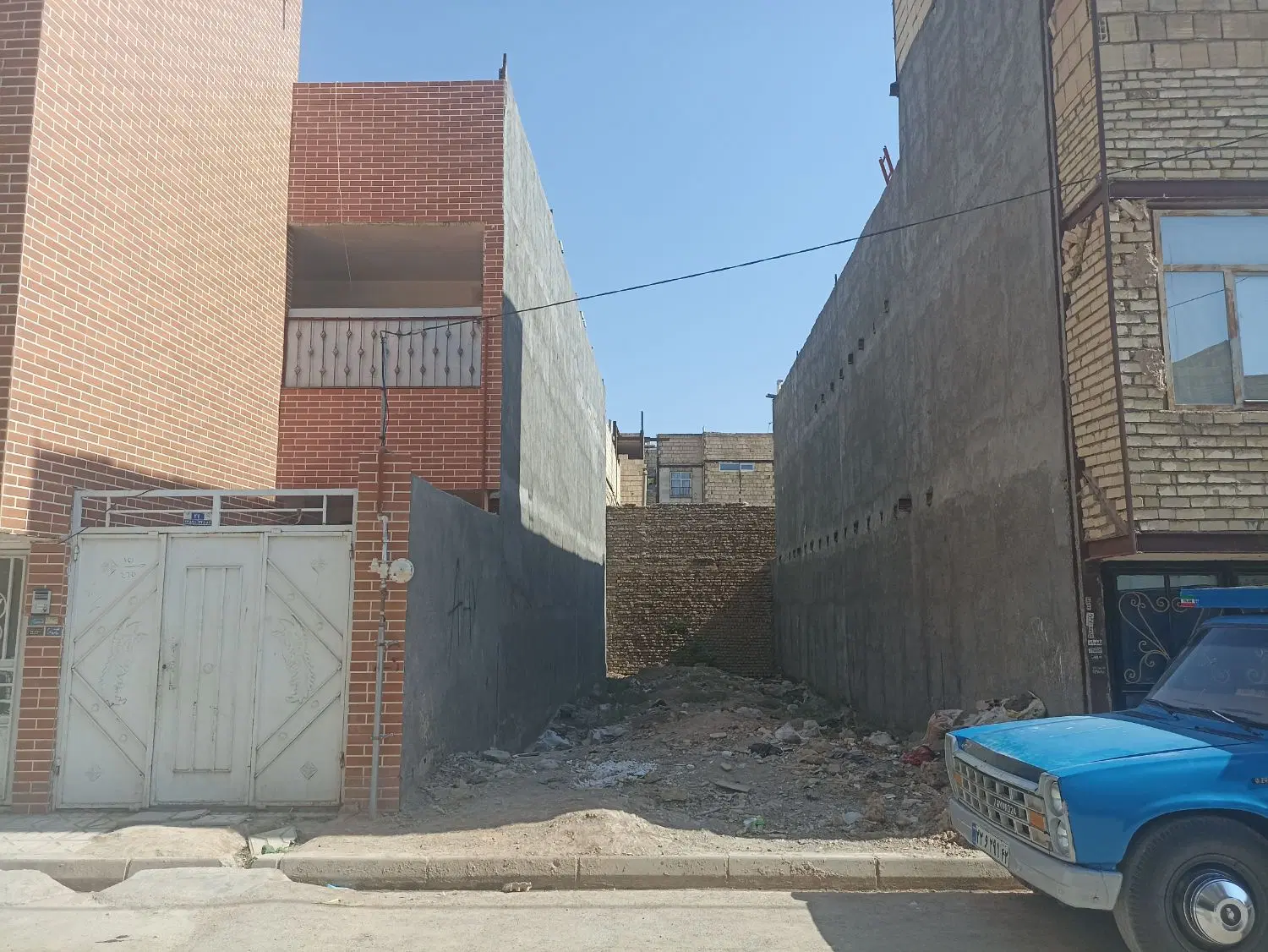 زمین مسکونی