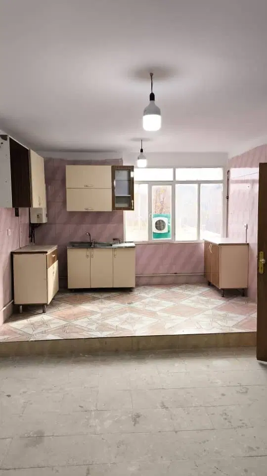 فروش خانه طبقه همکف ۶۵ متری