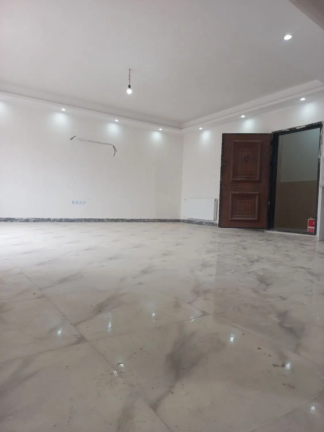 اپارتمان ۱۱۰ متردر۱۶ متری پارک سمیه نسق
