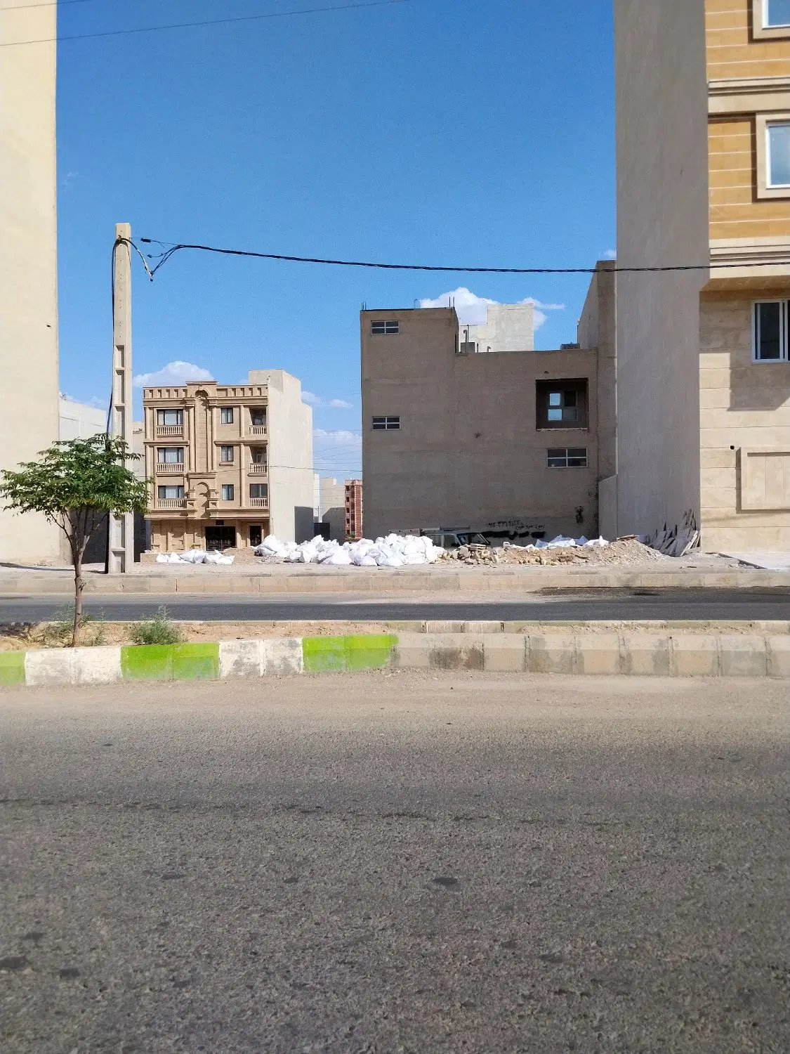 زمین مسکونی موقعیت تجاری قابلیت ساخت ۶طبقه