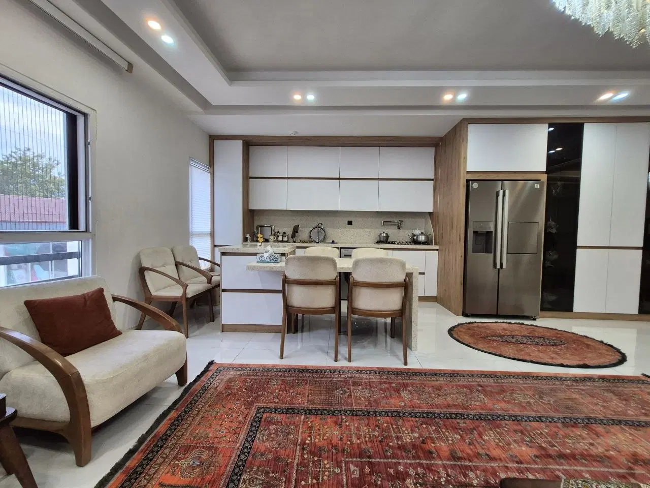آپارتمان فول امکانات در لوکیشن فوق العاده
