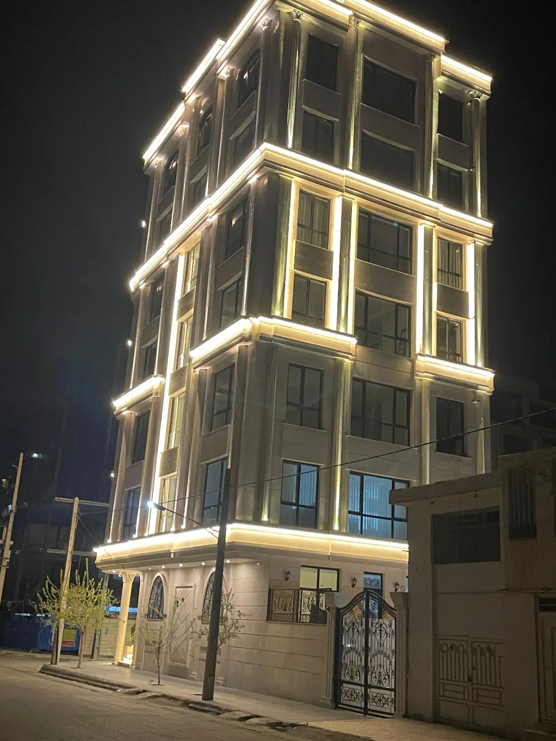 زمین ملک نوقاب ۴۰۰ متر