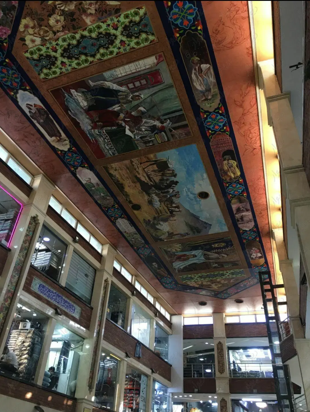 ۱۳ متر مغازه بازار آهنگران پاساژجهان