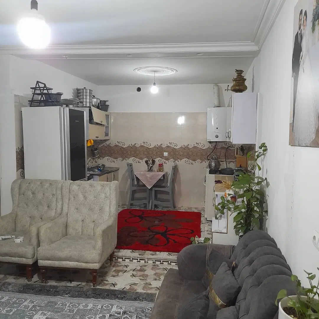 اجاره خانه ای در قلعه میر ۶۵ متری