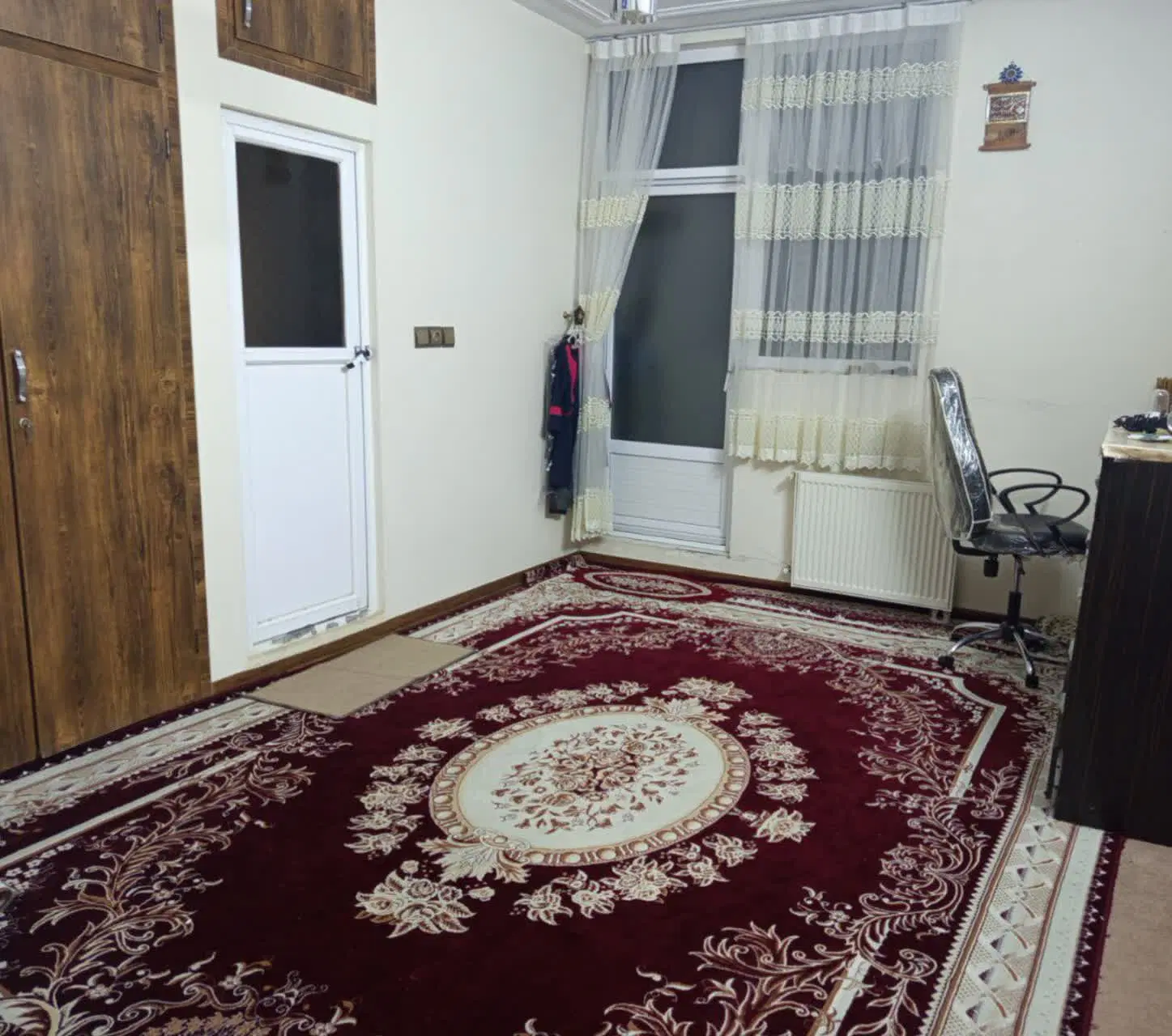 آپارتمان تک واحدی