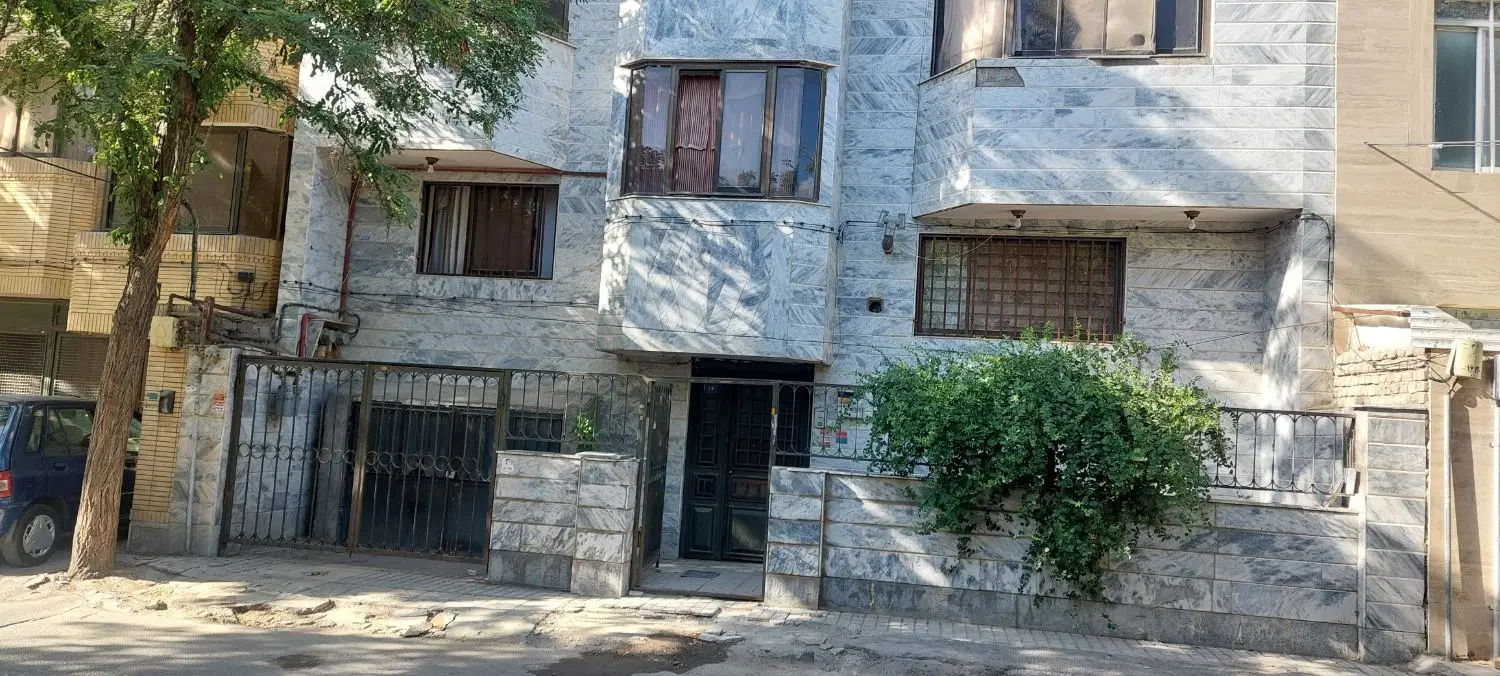 فروش خانه ویلایی دوطبقه  شهرآرا، برونسی ۲۲، گلدیس