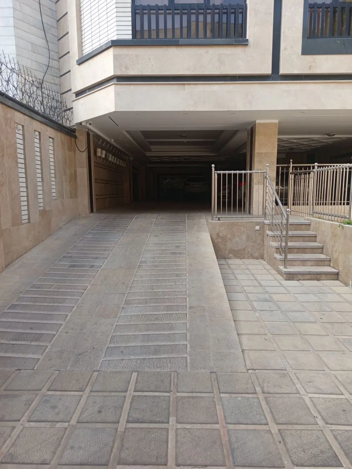 آپارتمان ۱۰۰ متر ۳ ساله شیک تهرانپارس