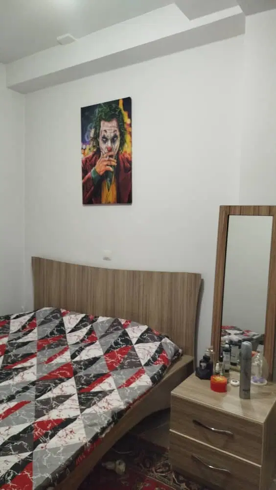 طبقه اول ، ۵۳ متری