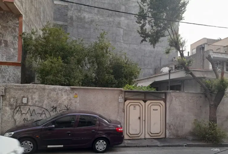 ملک مسکونی ، تجاری و اداری