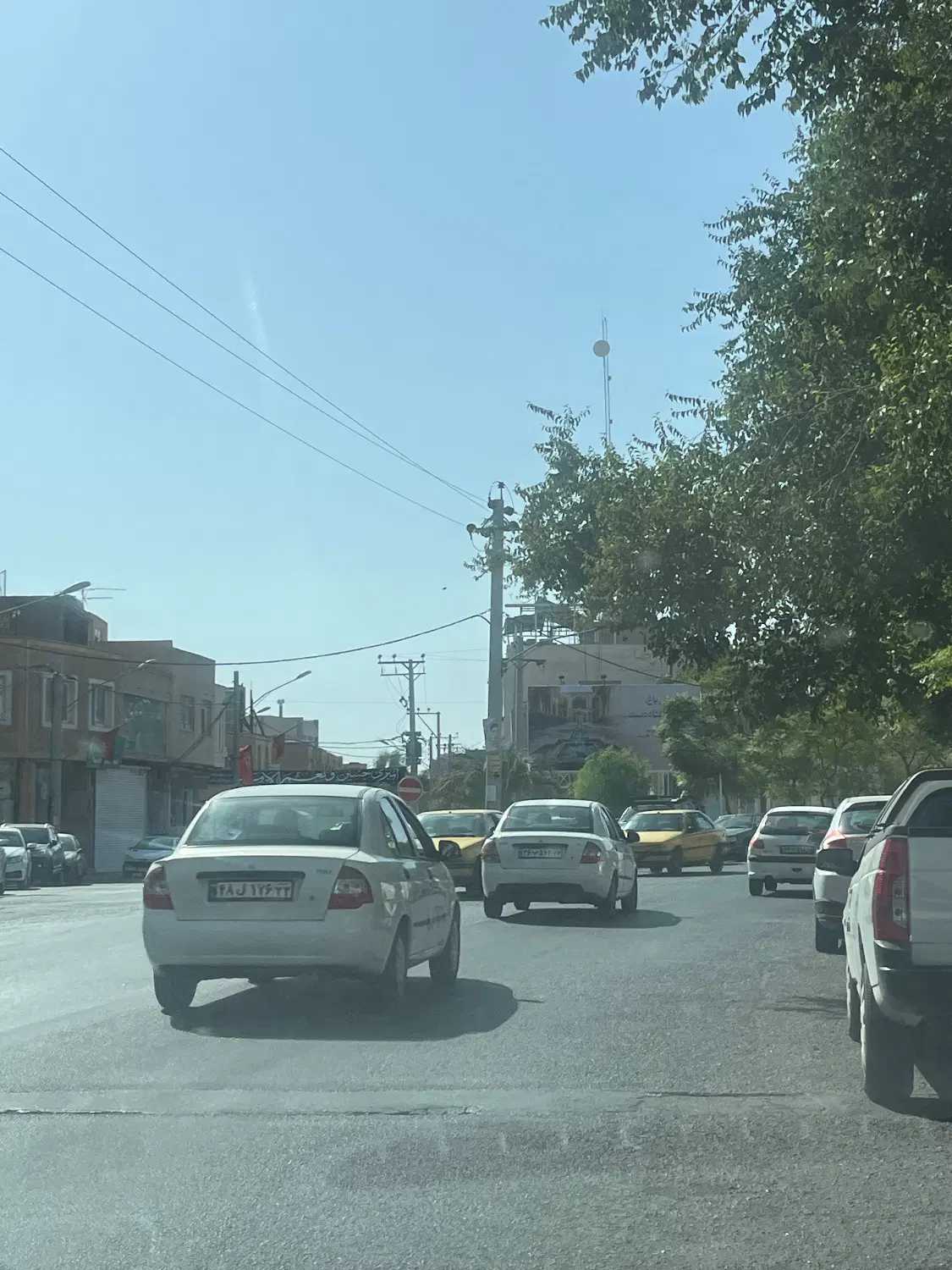 مغازه نبش خیابان بهشتی