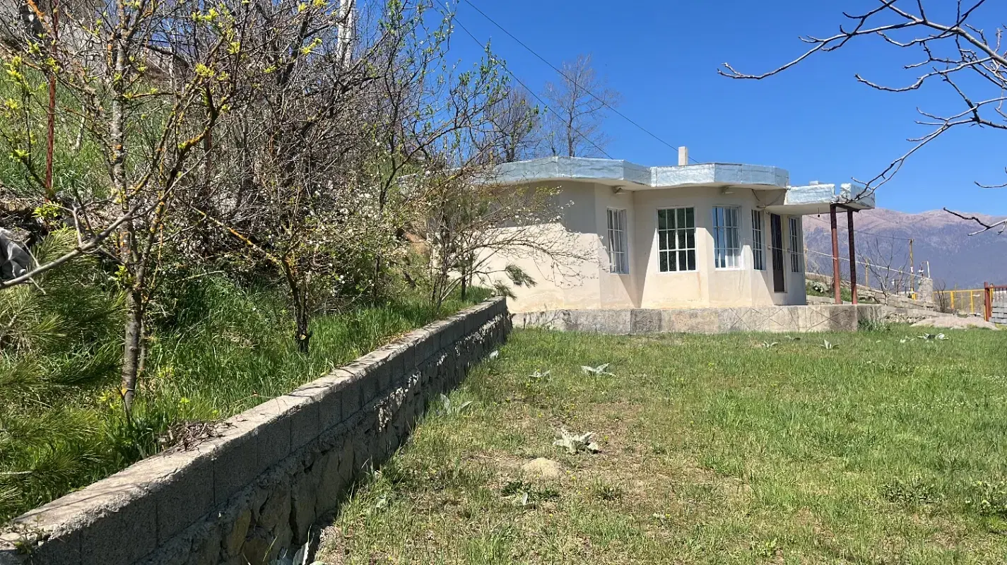 مالک هستم ۱۰۰۰ متر زمین‌ تفکیکی روستای ویشان