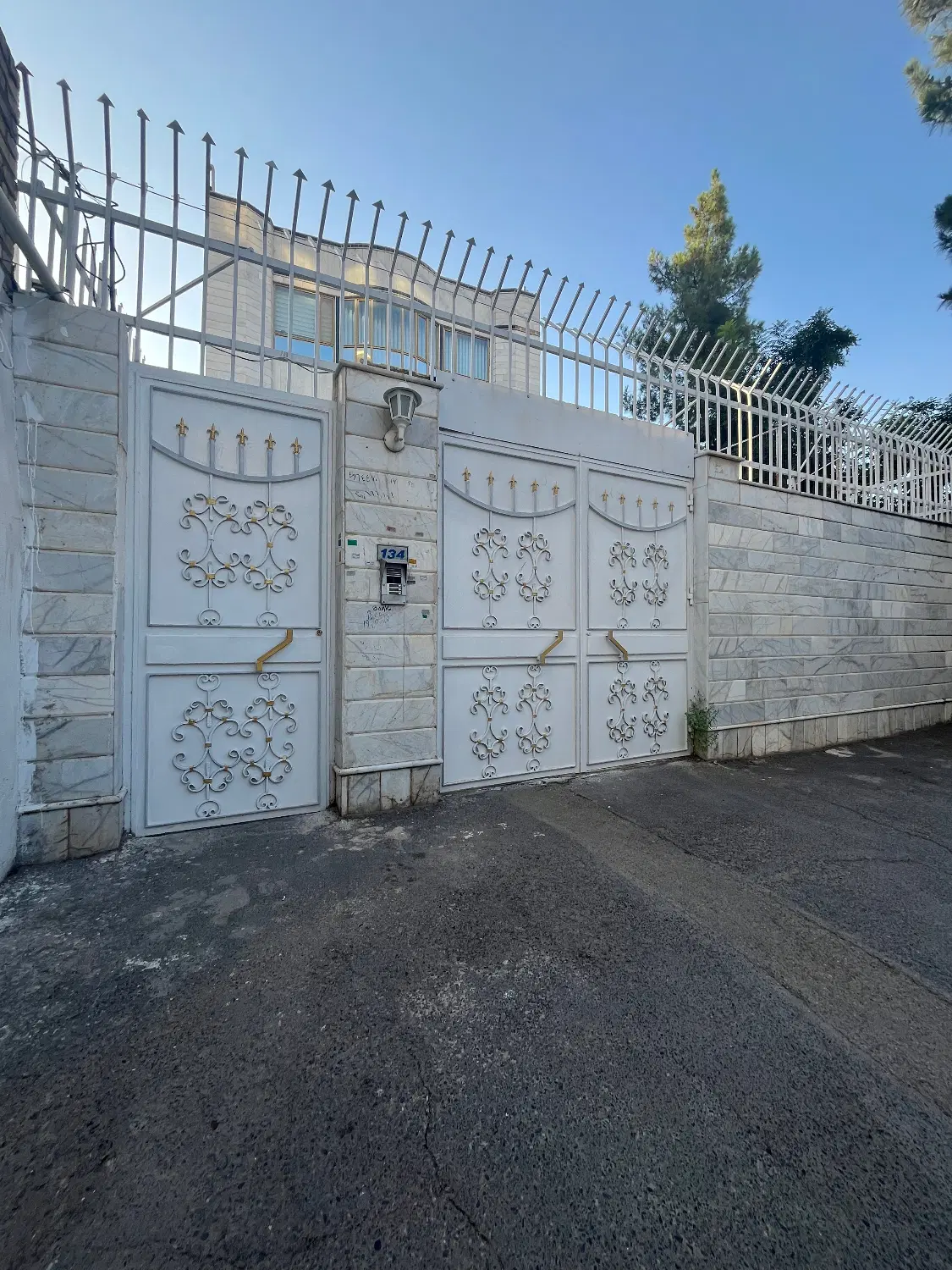 فروش مسکونی ۱۱۷ متری دوخواب خیابان واعضی -