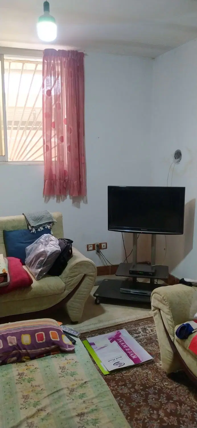 اجاره تک واحدی دربست کامل۷۰متری-بلوارکشاورز-اسبورد