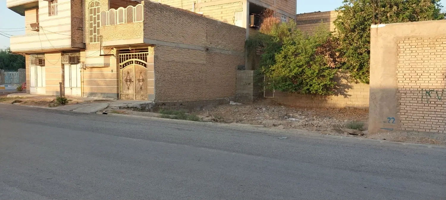 زمین فروشی