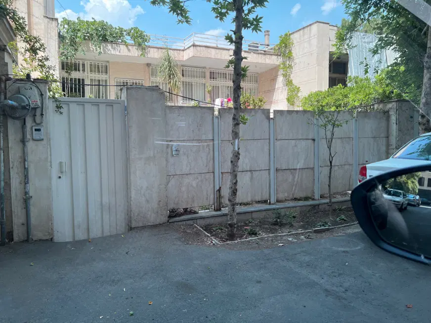 پاسداران 310 متر جنوبی بر 14