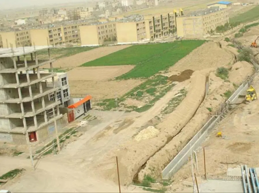 فروش زمین حمل و نقل