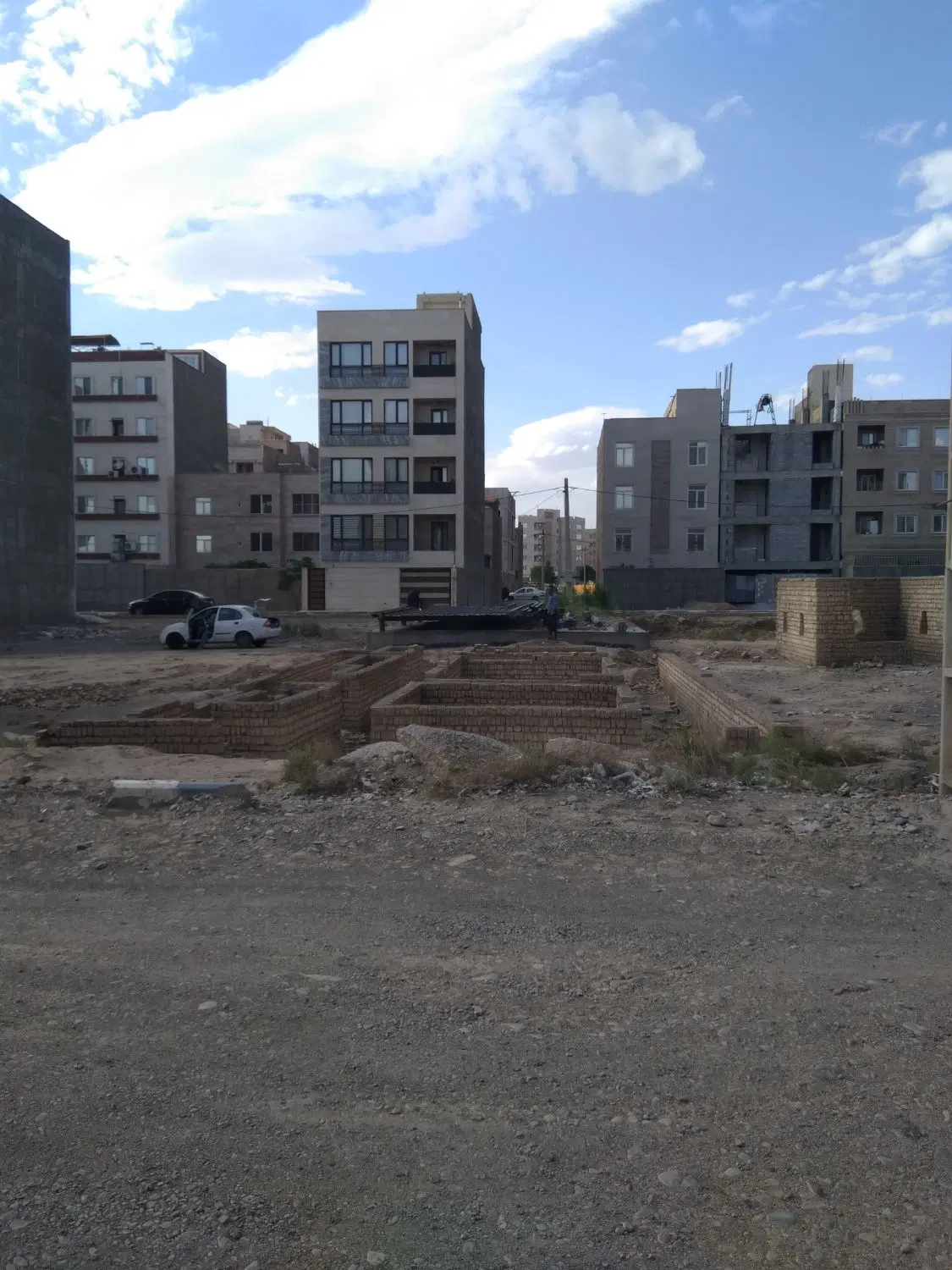 ۱۸۰متر زمین مسکونی شهرک ولیعصر ورامین