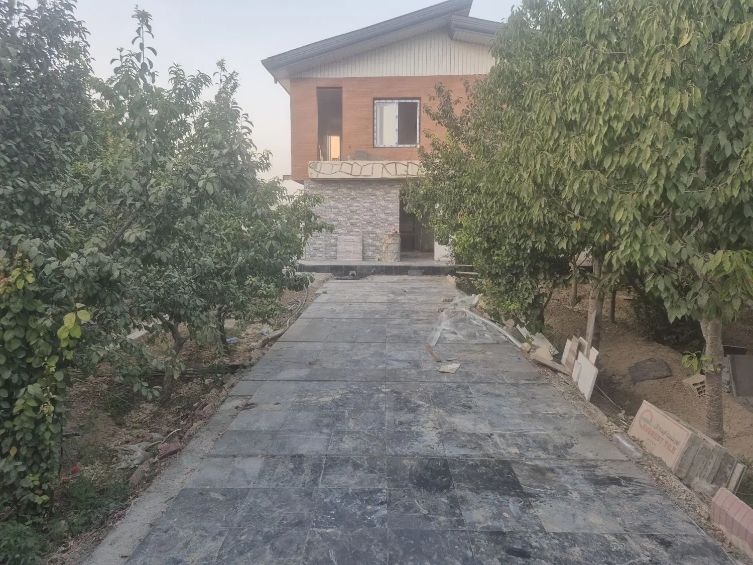 باغچه ۴۲۵ متری قیمت کاسبی واقعی(بین قوهه عرب آباد)