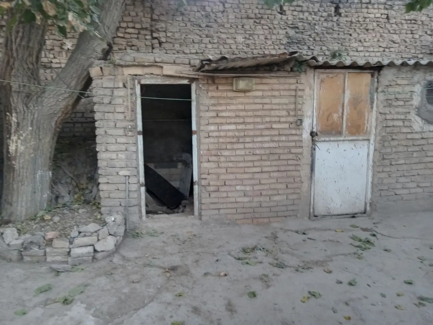خانه کلنگی گلحصار بدون مشابه