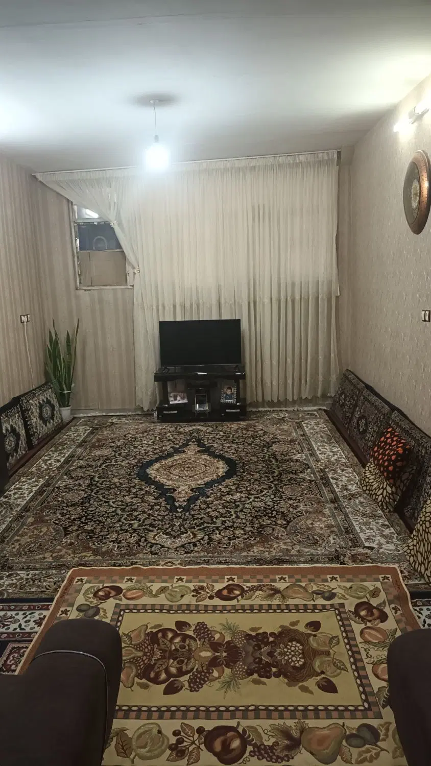 آپارتمان یک خوابه ، کشاورز ۳ ، نقلی و شیک