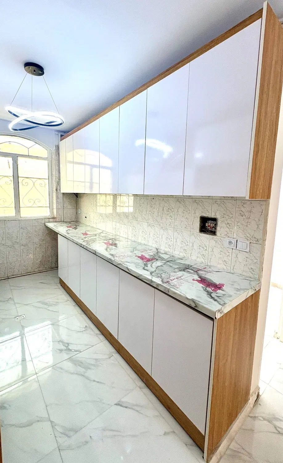 خونه دلگیرنگیر_۴۷متر یک خواب‌تخت‌خور_سندموجود