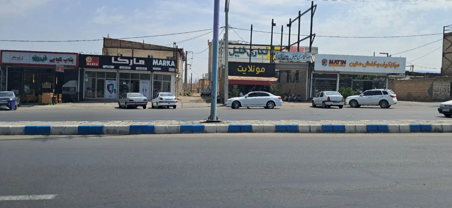زمین در بلوار عباسی(فلکه دانشگاه)