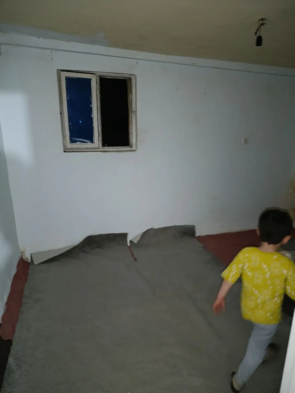 سه طبقه ۳واحد ۶۰متری طبقه سوم نورگیر