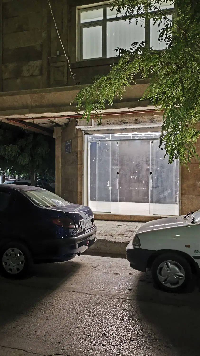 رهن کامل مغازع ۱۶متر سره دونبش
