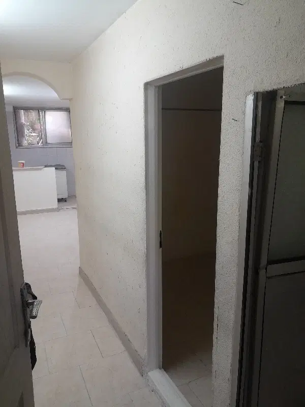 سوئیت ۴۰ متری جهت مسکونی و جهت انبار بی سر و صدا