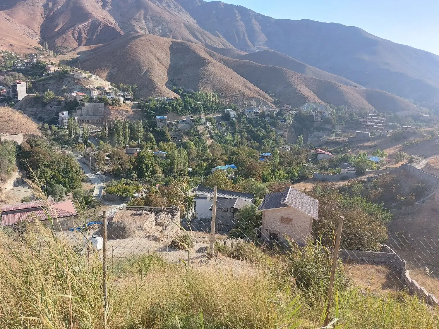 ۲۵۰ متر زمین نیکنامده