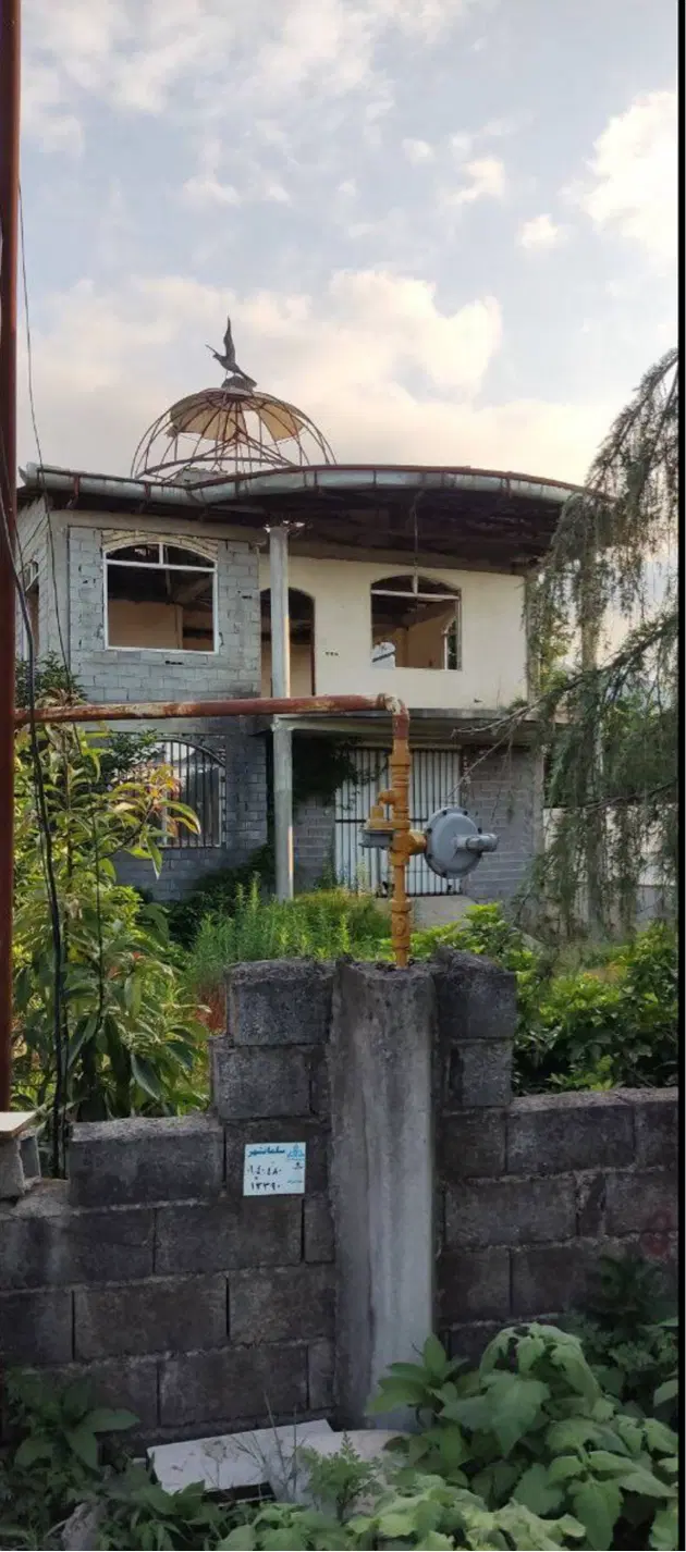 فروش ۶۳۰ متر زمین ویلای نیمه کاره_ متل قو_ دانیال