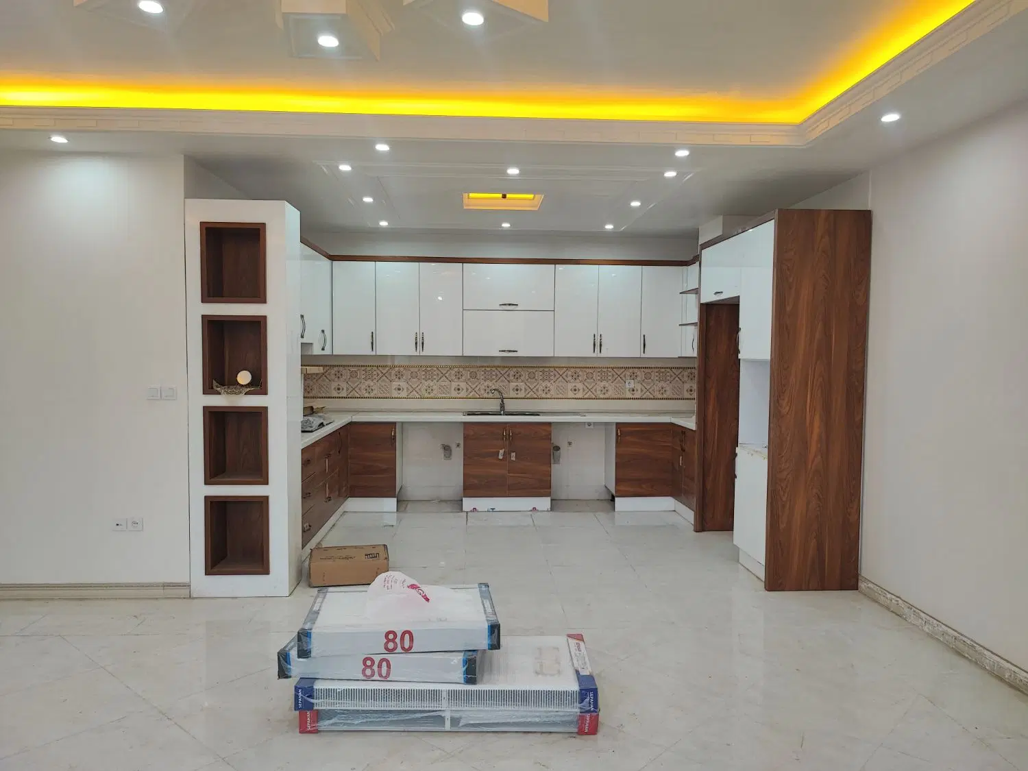 فروش واحد روحانیون فول امکانات