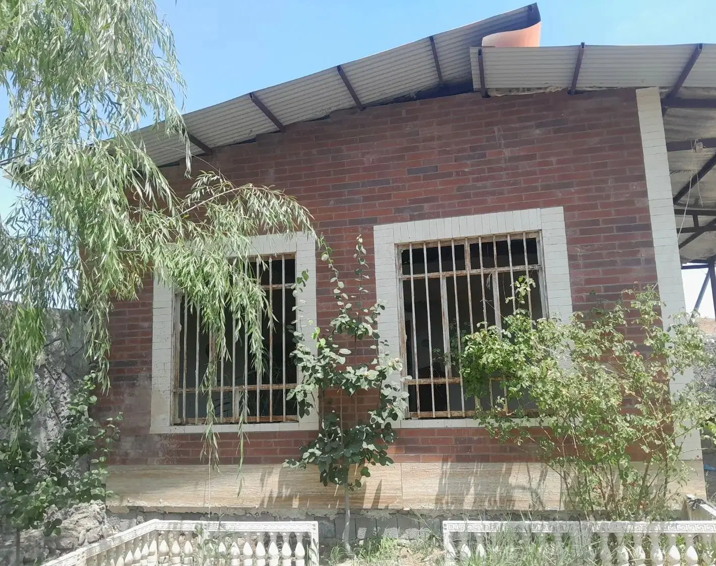 ویلا باغ ایوند