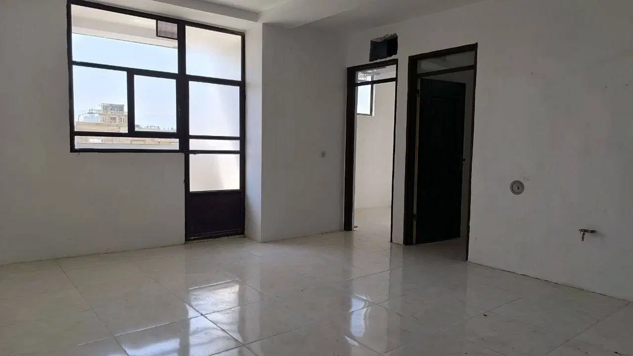 آپارتمان 2خوابه طبقه دوم باپارکینگ اختصاصی