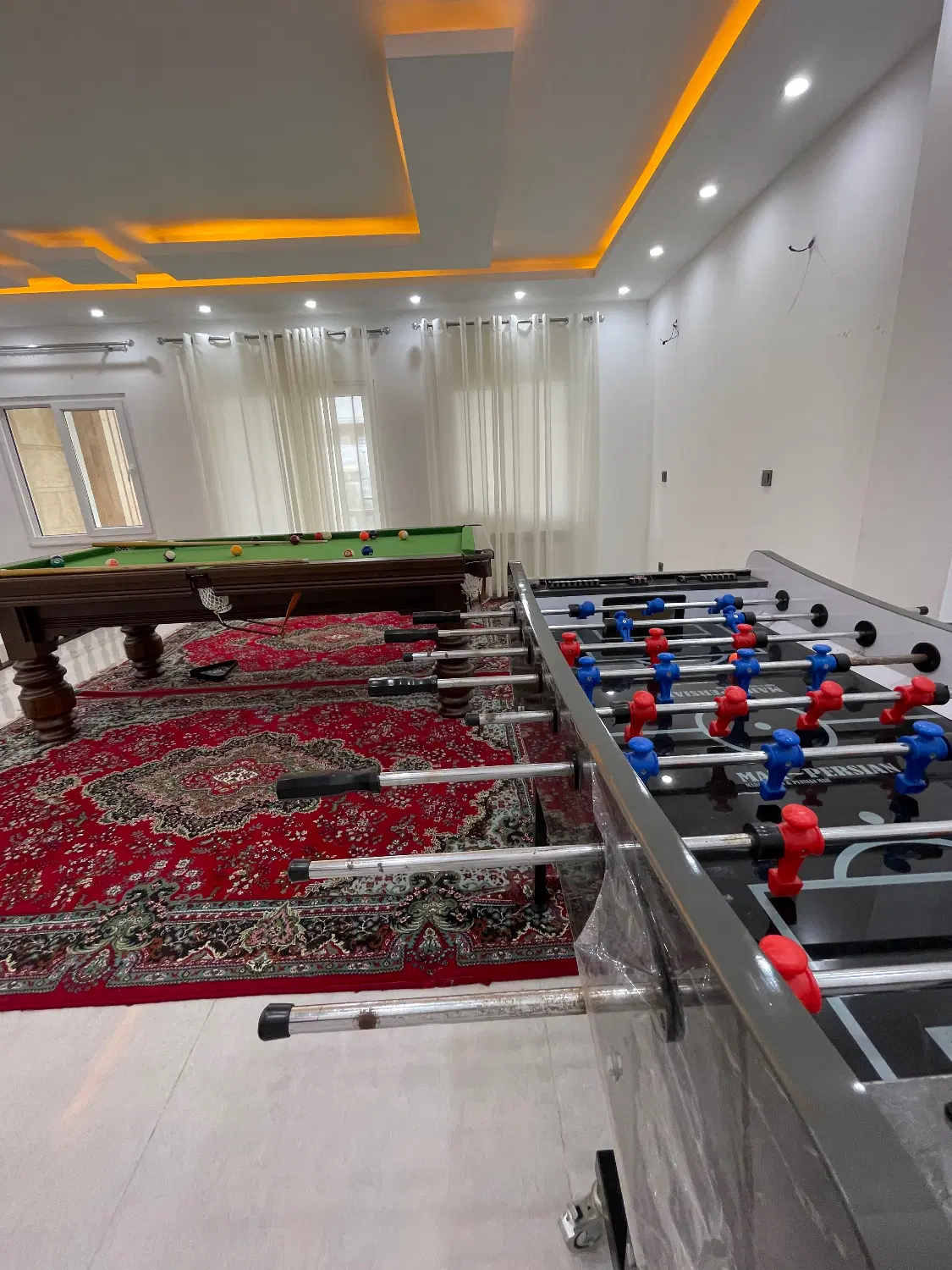 اجاره سالانه ویلا استخردار ساحلی فول امکانات