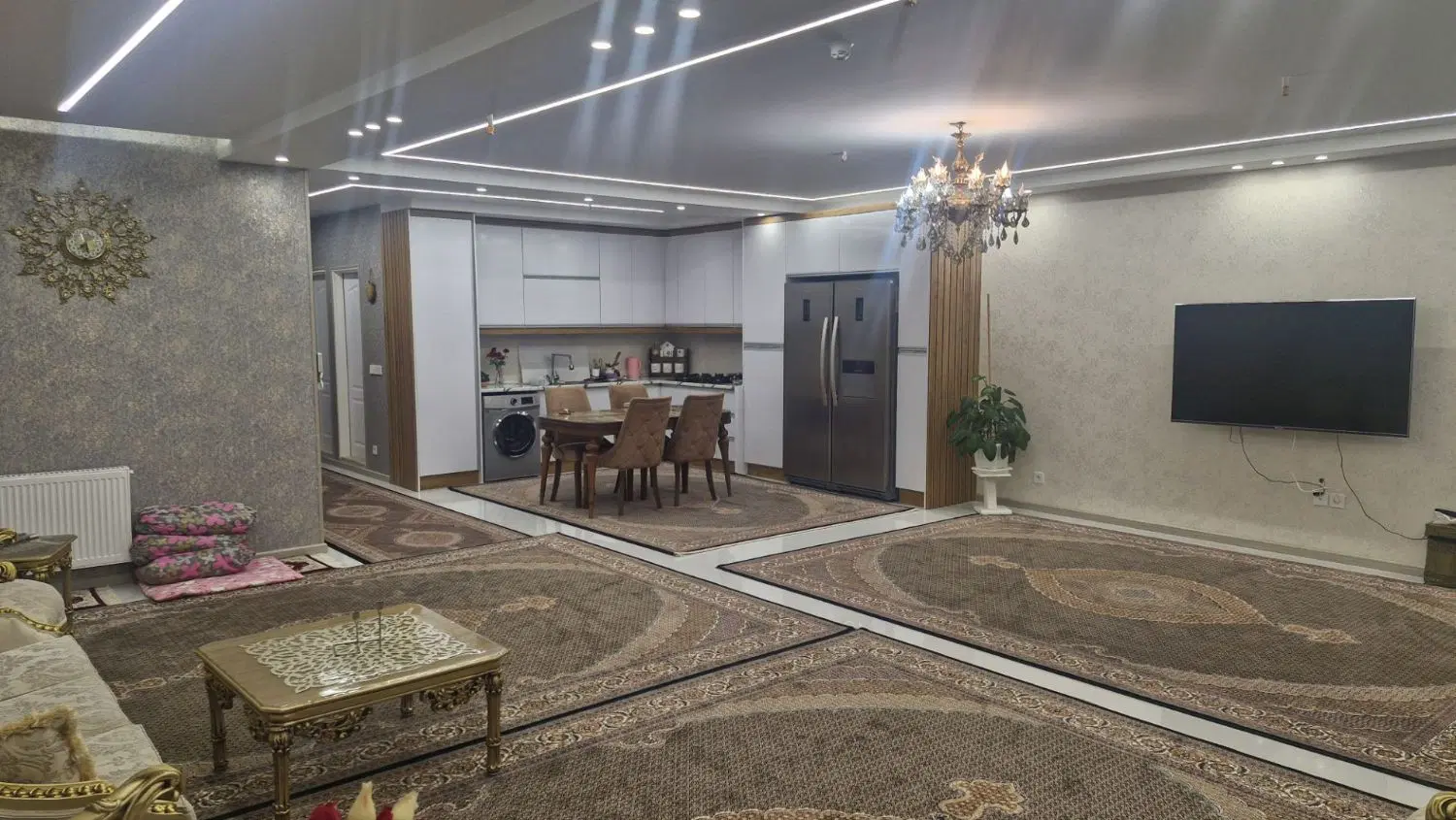 آپارتمان ۱۳۰ متر در معمار