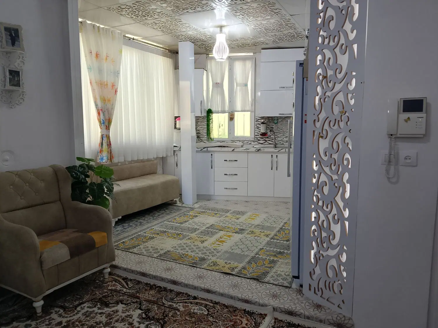 دو طبقه ویلایی 70متری  بلوار کردستان