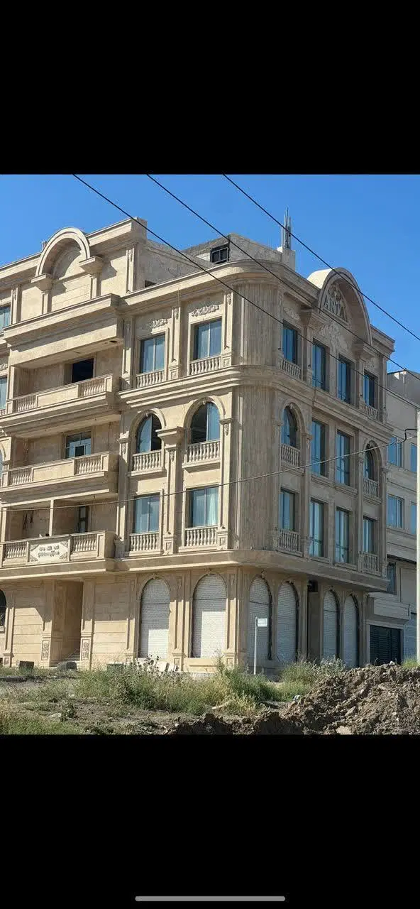 آپارتمان ۱۶۵ متر _ سازه سنتی ، مدرن _ عماد