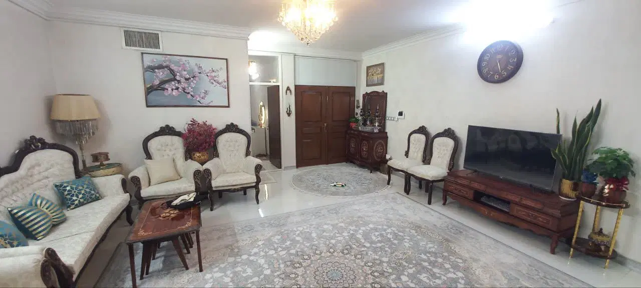 آپارتمان خلوت و لوکس رو به پارک فضای سبز