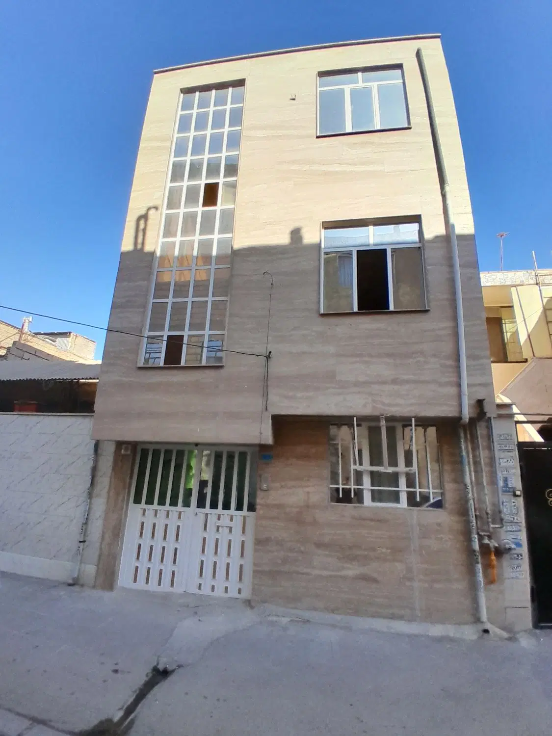 خانه ویلایی۱۲۶متر ی دوطبقه
